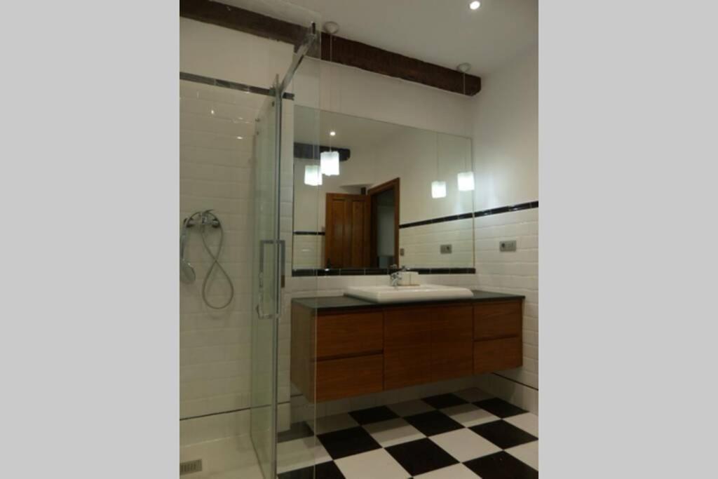 Urban Loft La Galeria Διαμέρισμα Λογκρόνο Εξωτερικό φωτογραφία